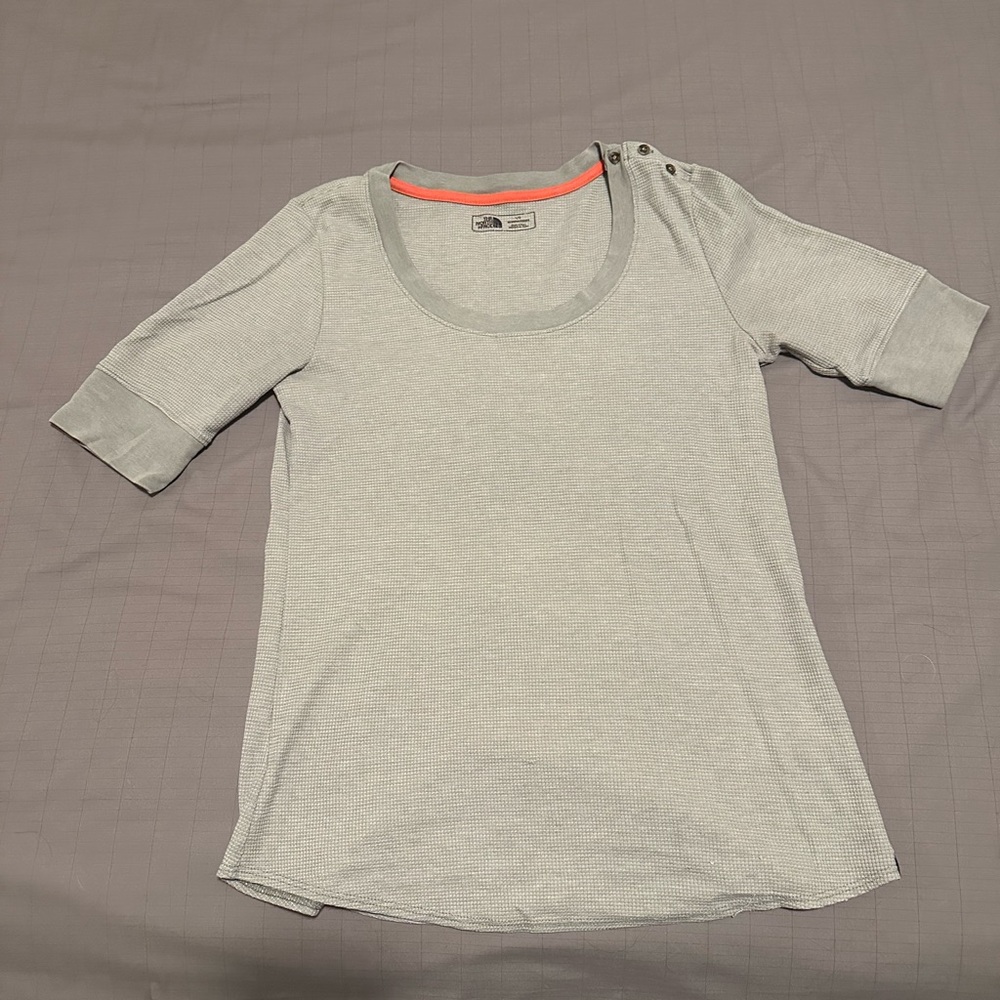The North Face Sz Large Shirt